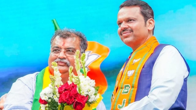 The event saw the presence of top BJP leaders, including chief minister Devendra Fadnavis, union minister Kiren Rijiju who announced Chavan’s election, national general secretary Vinod Tawde, MP Udayanraje Bhosale, union ministers Murlidhar Mohol and Raksha Khadse, Pankaja Munde, Sudhir Mungantiwar, Ashok Chavan, Narayan Rane, and other cabinet ministers. Pic/News18