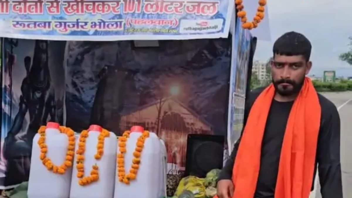 Kanwar Yatra 2025: Kanwariya Using His Teeth To Pull 101 Litres Ganga Jal From Haridwar To Meerut