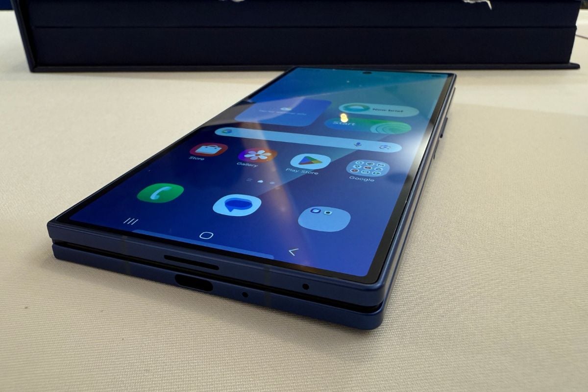 Samsung Galaxy Z Fold 7 First Look Samsung Galaxy Z Fold 7 First Look