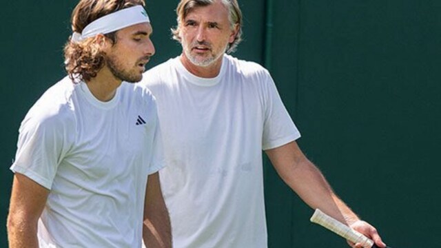 Tsitsipas with Ivanisevic in training (X)