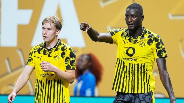 Borussia Dortmund's Serhou Guirassy, right, reacts after scoring his team's second goal during the Club World Cup round of 16 soccer match between Borussia Dortmund and CF Monterrey in Atlanta, Tuesday, July 1, 2025. (AP Photo/Mike Stewart)


