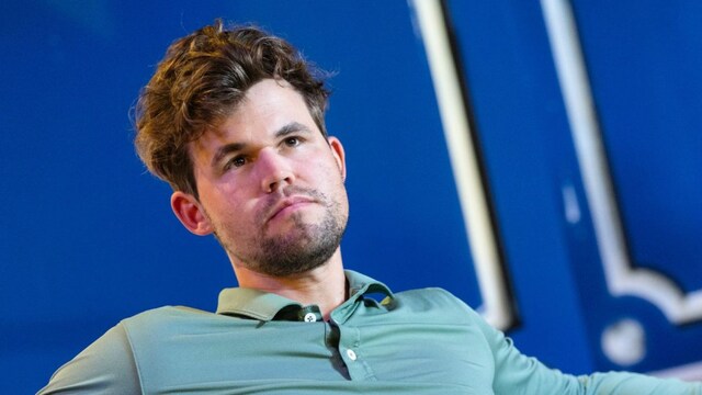 Magnus Carlsen. (X) 