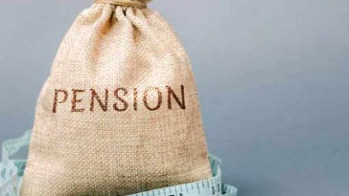 Failure To Vacate Official Accommodation No Reason To Withhold Pension: Supreme Court