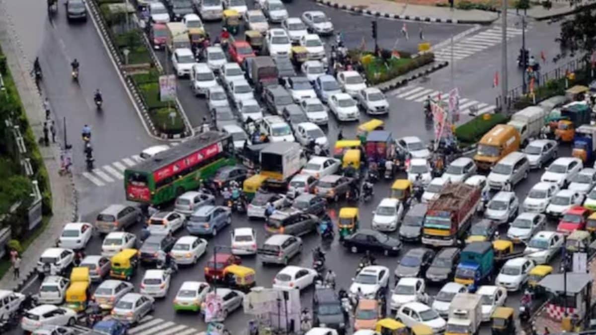 Delhi Tests Emission-Reducing Devices for Older Vehicles