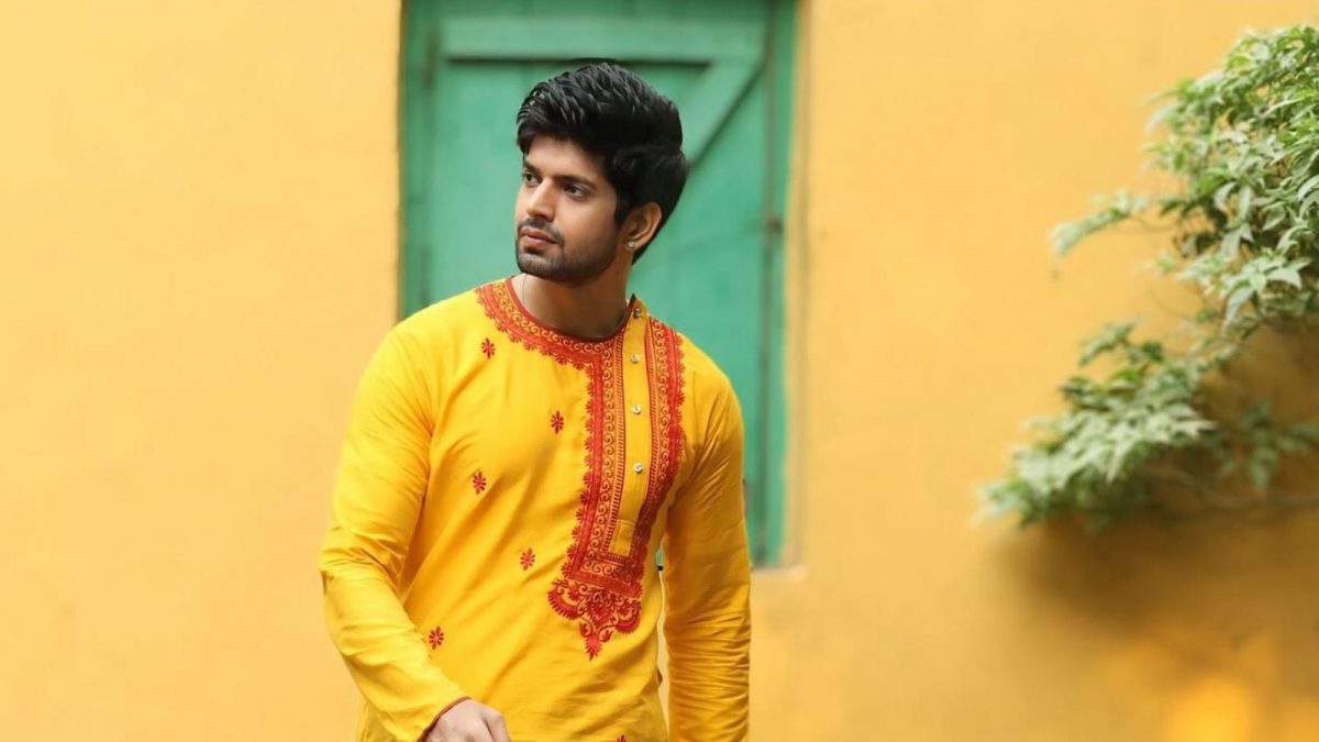 Hitesh Bharadwaj on Role in 'Aami Dakini' Wedding