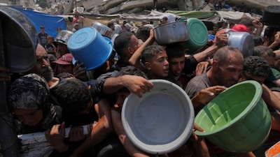 The United Nations World Food Program says one-third of Gaza's population is surviving without consistent access to food. (AP Photo)