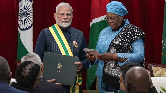  @NarendraModi/PTI)