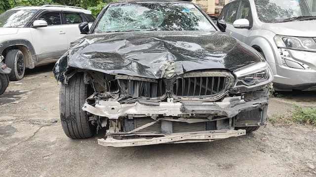 5-Year-Old Girl Dies After Speeding BMW Rams Scooter En Route to Hospital in Noida