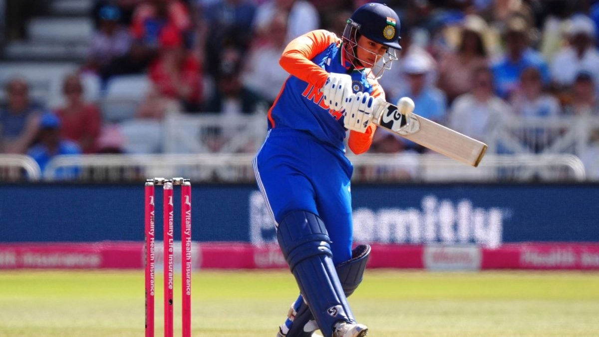 Knight Urges England to Make Changes After Second T20I Loss