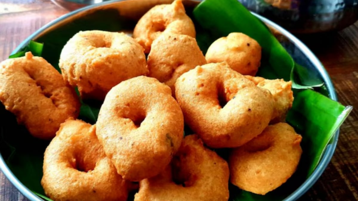 Why Do Vadas Have A Hole In The Centre? | Food News