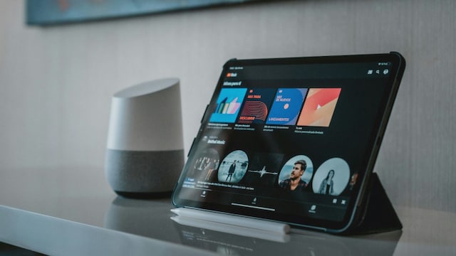 Now you can resume track between devices like Spotify