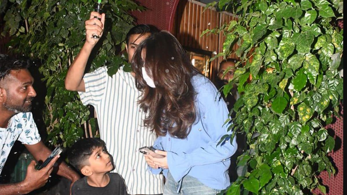 Saiyaara Star Aneet Padda Spotted After Film Release