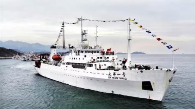 The Chinese spy ship, Da Yang Yi Hao. (News18)