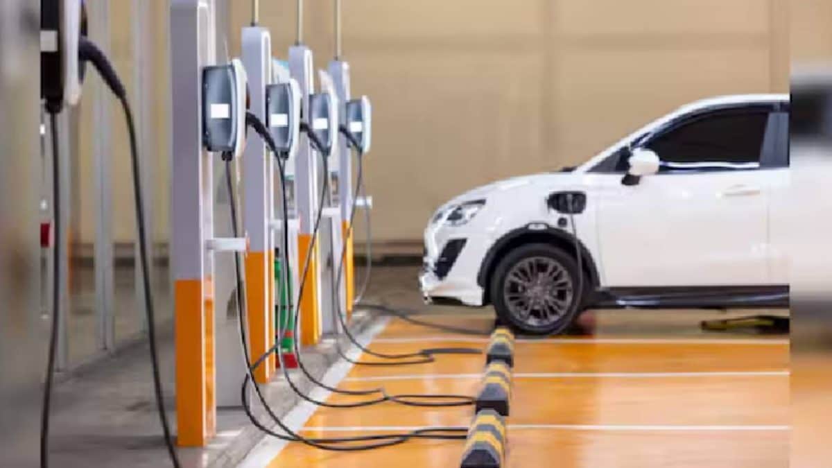 Mumbai BEST Halts EV Use Due to Lacking Certification