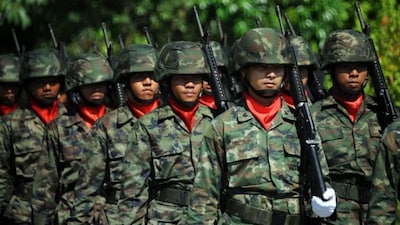 Thailand demands Cambodia declare a ceasefire first as border clashes continue, killing 32 and displacing 800000.