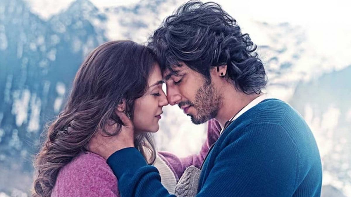 Saiyaara: Ahaan Panday's Debut Film Strikes a Chord With Gen Z
