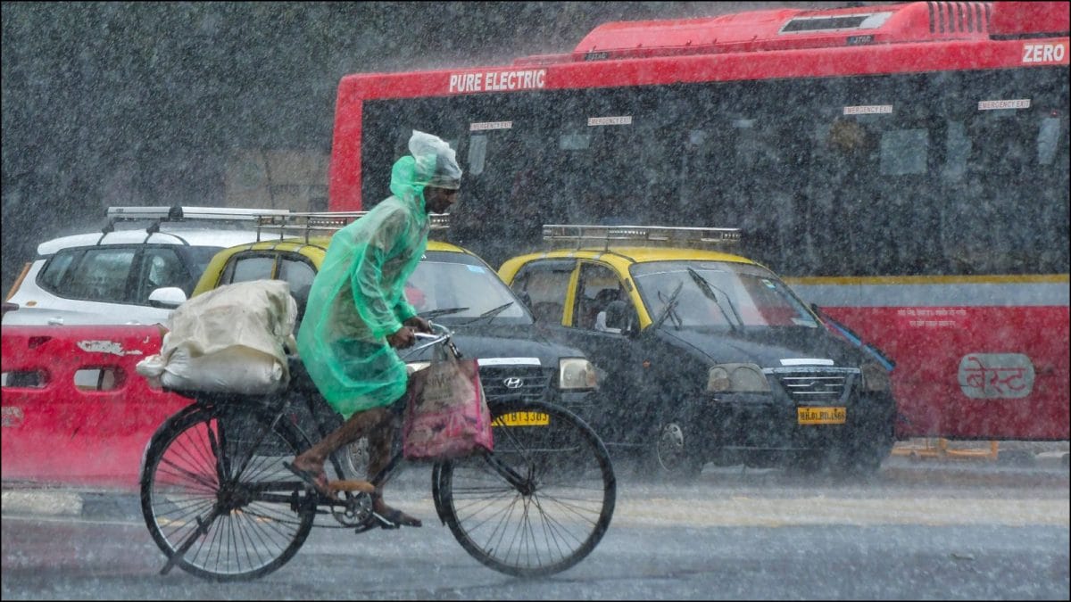 Mumbai To See Lighter Showers As Monsoon Withdrawal Faces Delay: IMD