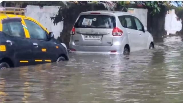 Mumbai Rains Highlights: Roads Waterlogged, Yellow Alert Issued Amid Heavy  Rain - News18