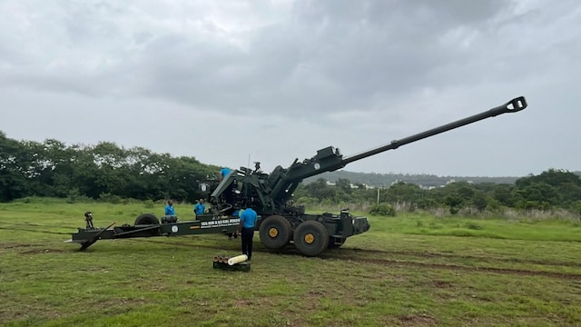 ATAGS is designed to fire a variety of 155mm ammunition types to achieve its long-range, precision, and lethality objectives. (News18)