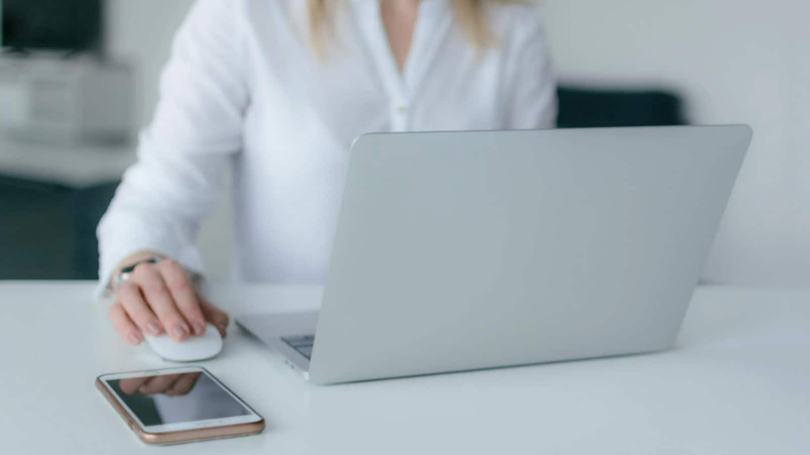  A Business Analyst can typically earn between Rs 5.4 Lakh per year to Rs 11.4 Lakh per year. 
