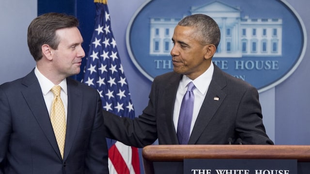 Former US President Barack Obama speaks during a surprise appearance at White House Press Secretary Josh Earnest's last daily press briefing in 2017. (AFP file photo)