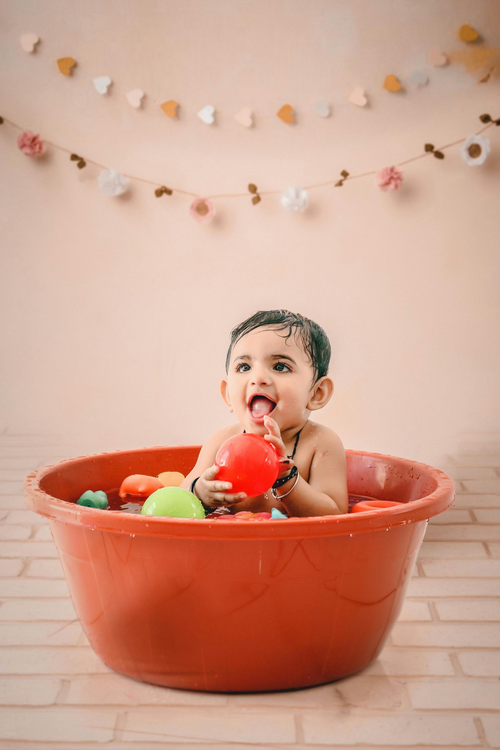 10 Baby Names Inspired By Freedom Fighters Who Fought For Independence Of India