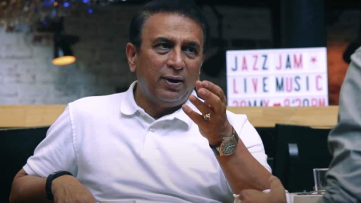 This Legendary Cricketer Was Almost Switched At Birth After Bath, Today He Turned 76 | Viral News