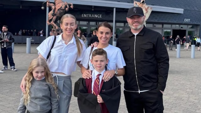 Wayne Rooney (far right) poses for a photo with his wife (center). (IG/coleen_rooney)