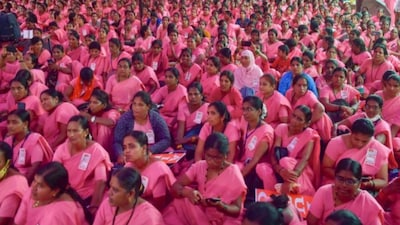 Karnataka Govt Bars Leave For Health Staff During ASHA Workers' 3-Day Strike  | Bengaluru-news News - News18