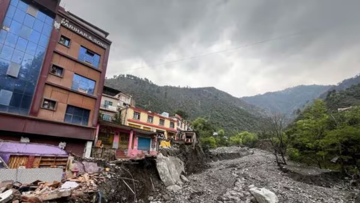 Heavy Rain Triggers Landslides, Flash Floods In Jammu; 3 Dead, Several Roads Shut