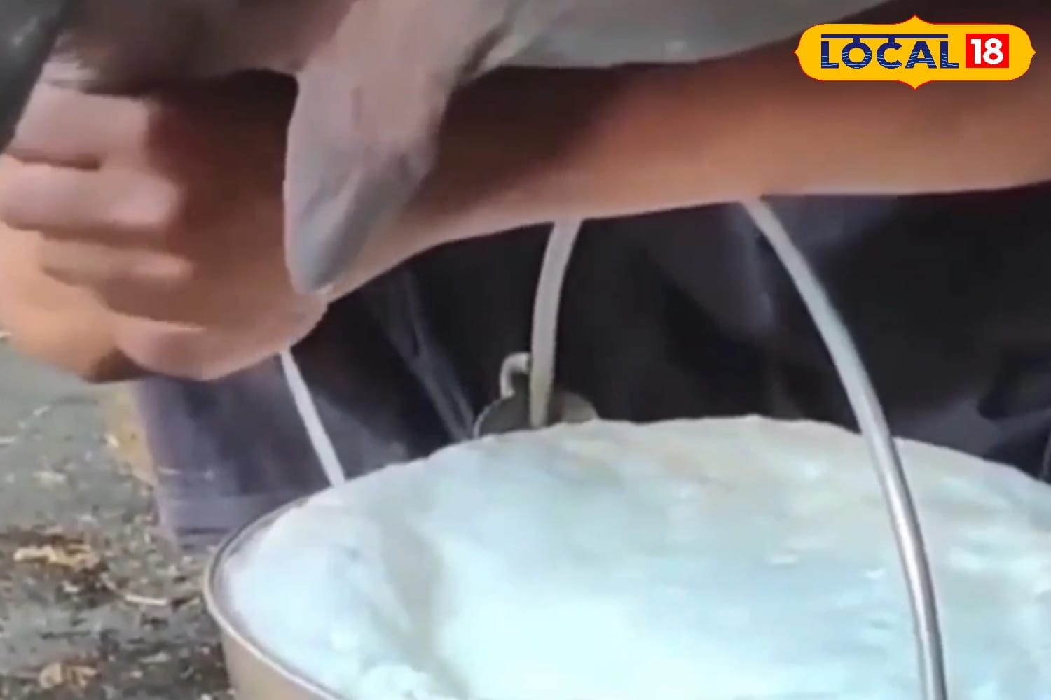 However, hormonal changes during pregnancy can alter the milk’s composition. These changes may be particularly risky for pregnant women and young children. Therefore, caution is advised when consuming milk from pregnant animals. (News18 Hindi)