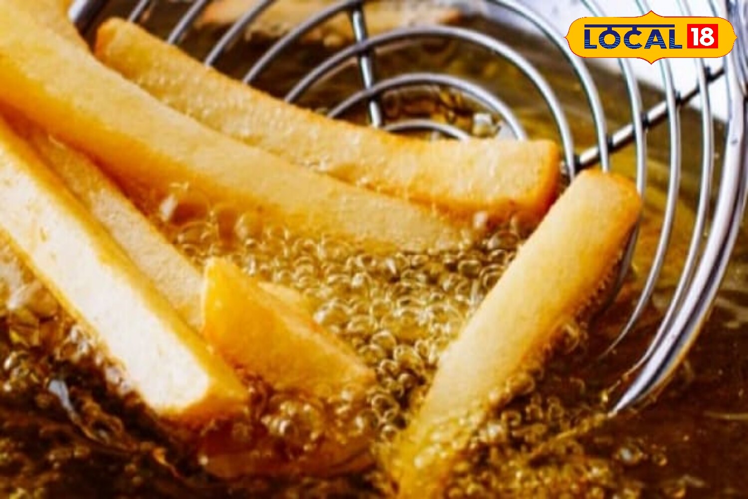 Doctors stress that weight management requires long-term lifestyle changes rather than quick fixes. They say adopting healthier eating habits and timely action can significantly lower the risk of obesity-related illnesses for both young and old. (News18 Hindi) Doctors stress that weight management requires long-term lifestyle changes rather than quick fixes. They say adopting healthier eating habits and timely action can significantly lower the risk of obesity-related illnesses for both young and old. (News18 Hindi)