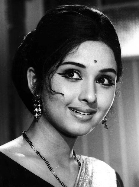 Over her career, she delivered memorable performances in Humjoli, Honeymoon, Mehboob Ki Mehndi, Manchali, Dil Ka Raja, Ek Mahal Ho Sapno Ka, Bidaai, Pritam, Bairaag, Kaid, and Yaaron Ka Yaar, winning audience admiration and critical acclaim. (News18 Hindi) Over her career, she delivered memorable performances in Humjoli, Honeymoon, Mehboob Ki Mehndi, Manchali, Dil Ka Raja, Ek Mahal Ho Sapno Ka, Bidaai, Pritam, Bairaag, Kaid, and Yaaron Ka Yaar, winning audience admiration and critical acclaim. (News18 Hindi)