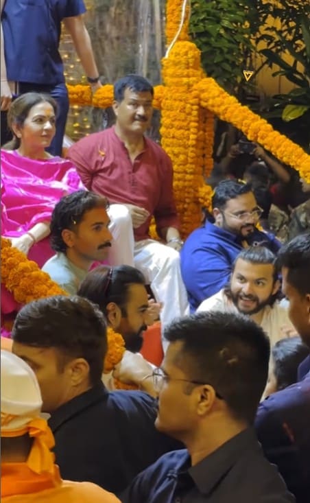 Ganesh Visarjan 2025: Nita Ambani, Radhika Merchant Bid Adieu to Bappa