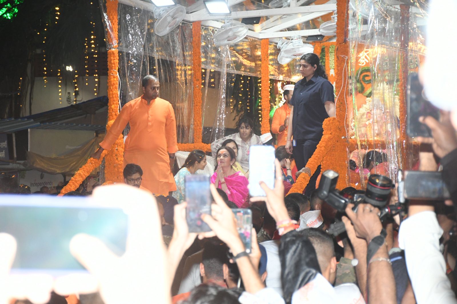 Ganesh Visarjan 2025: Nita Ambani, Radhika Merchant Bid Adieu to Bappa
