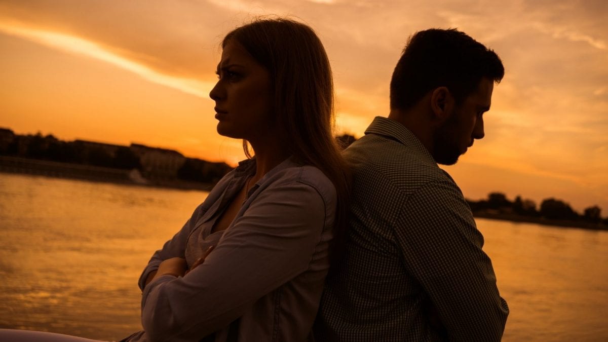 6 Psychological Signs That Reveal Your Partner Is Unhappy In The Relationship