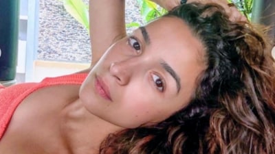 Alia Bhatt recently captivated fans with a stunning magazine photoshoot that embraced carefree “island girl” aesthetics sun-kissed glow, breezy hair, and effortless charm.