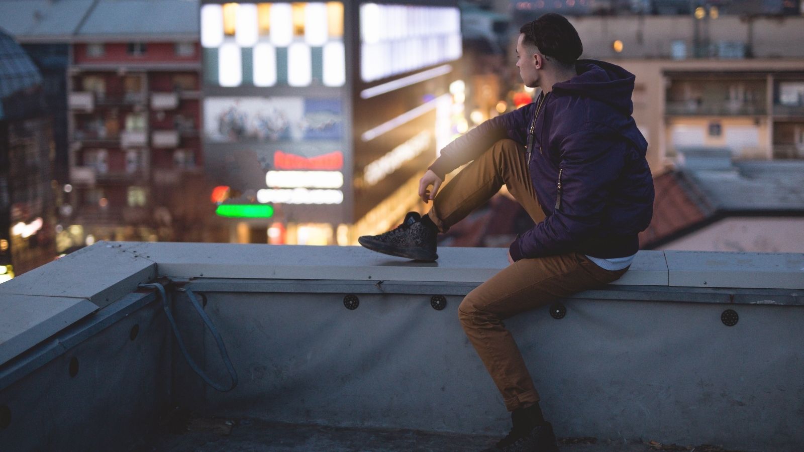 10 Psychological Signs That Reveal If You’re An Extroverted Introvert 10 Psychological Signs That Reveal If You’re An Extroverted Introvert