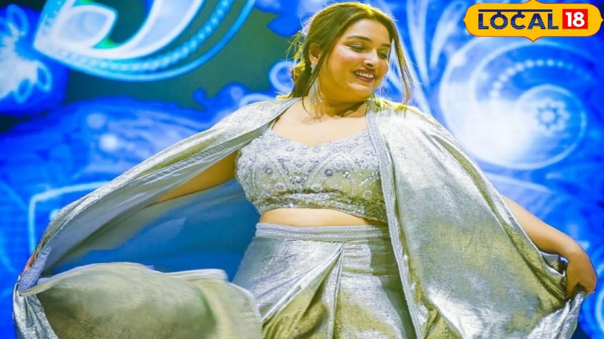 Amrapali Dubey Shares Numbers for Bookings While on Holiday