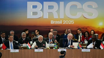  AFP)