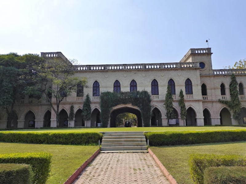 Your Guide To The Best Boarding Schools In India