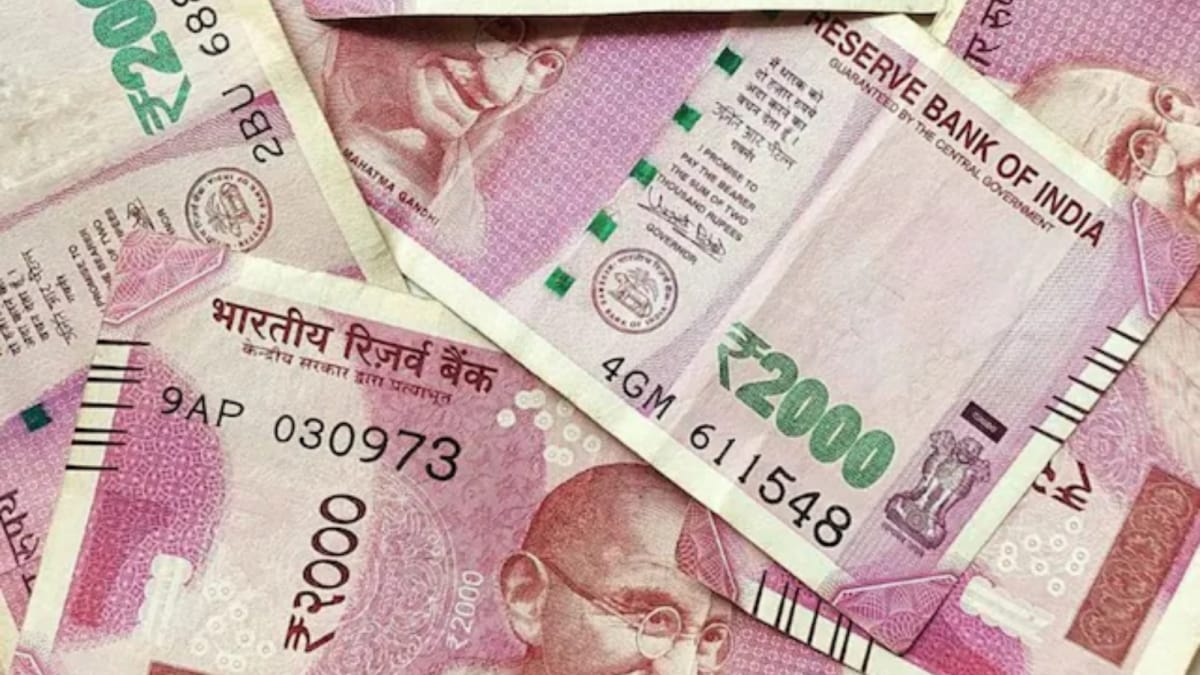 Still Holding Rs 2,000 Notes? Here's How You Can Exchange Or Deposit Them Now