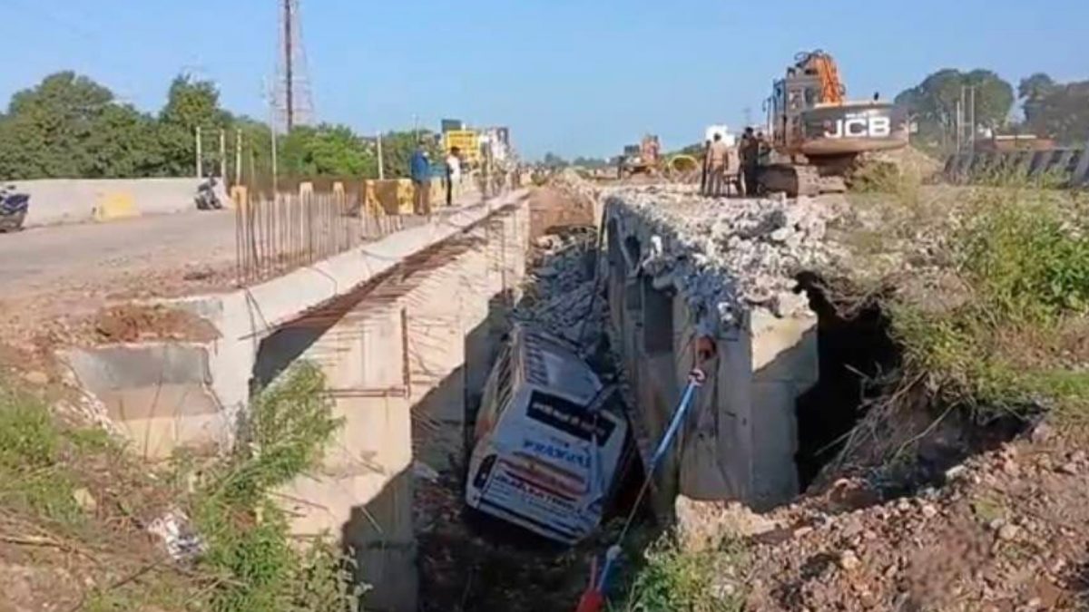 1 Dead, 39 Injured As Bus Carrying Vaishno Devi Pilgrims Falls Into Gorge In J&K’s Samba