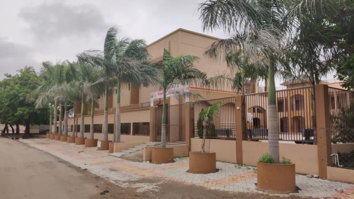 This Gujarat Village Puts Cities to Shame – See Why It’s 100% Smart