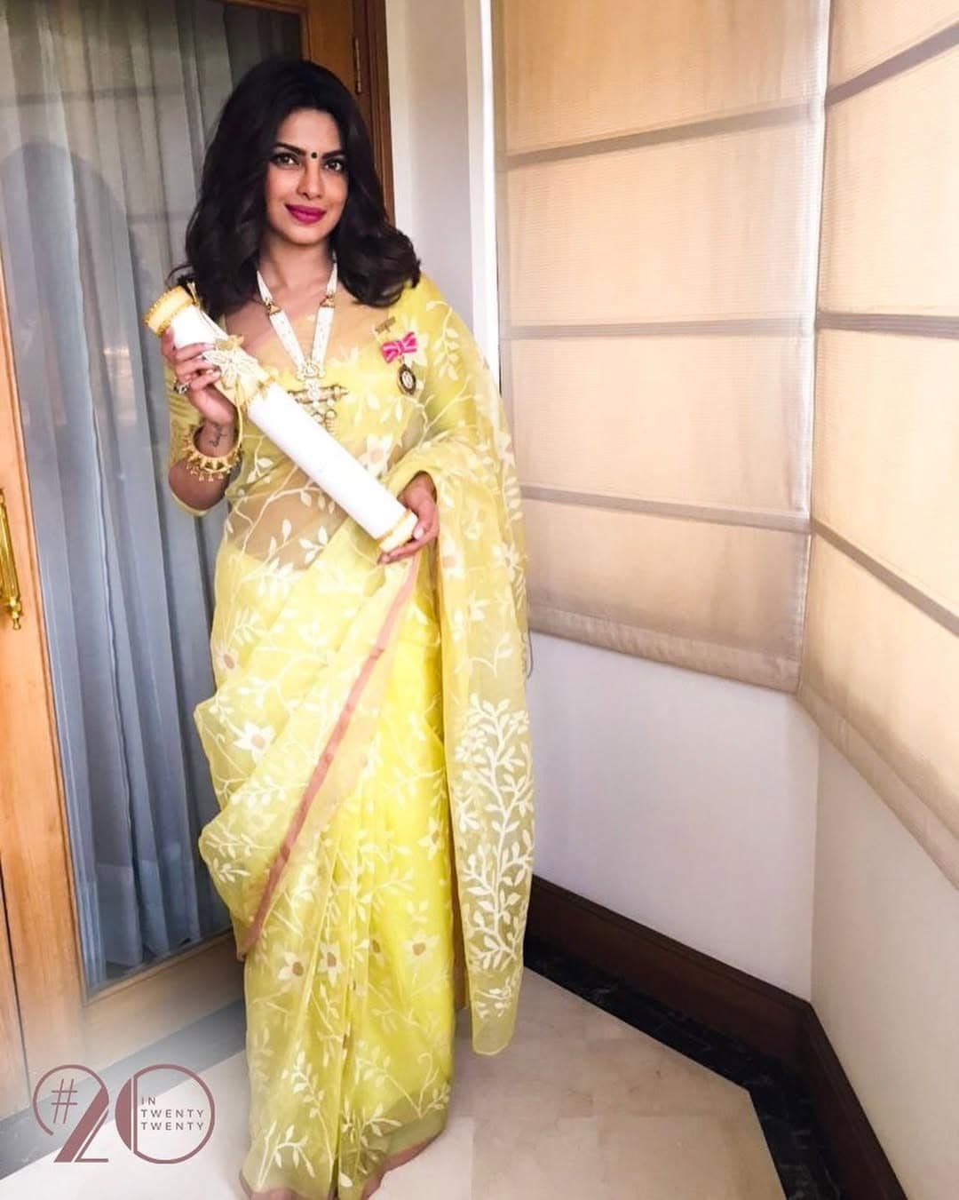 National Handloom Day 2025: Deepika Padukone, Janhvi Kapoor, Alia Bhatt in Handloom Sarees National Handloom Day 2025: Deepika Padukone, Janhvi Kapoor, Alia Bhatt in Handloom Sarees