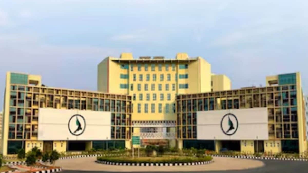 IIM Ranchi To Replace Traditional Exam With AI Problem-Solving Projects For Mid-Terms | Education and Career News