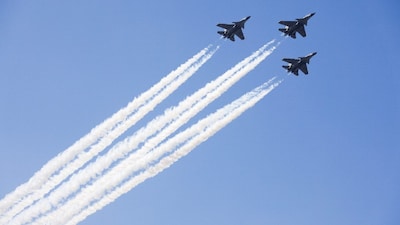  REUTERS FILE)