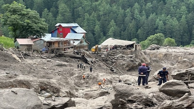 While civilian volunteer groups, the NDRF, the Army, and other paramilitary forces have arrived at the scene, it will be a mammoth task for all of them to remove the debris. The sheer size of the debris looks challenging. Image/News18