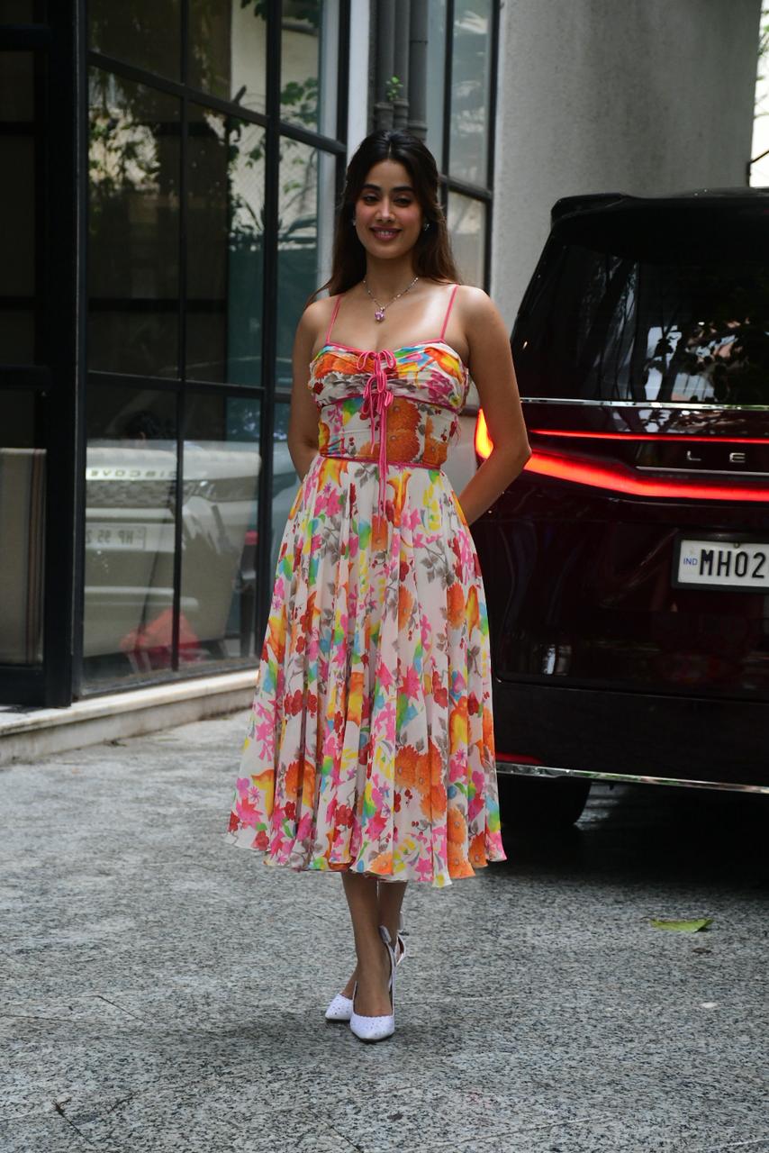 Janhvi Kapoor photos
