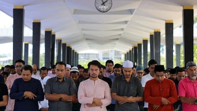  REUTERS FILE)
